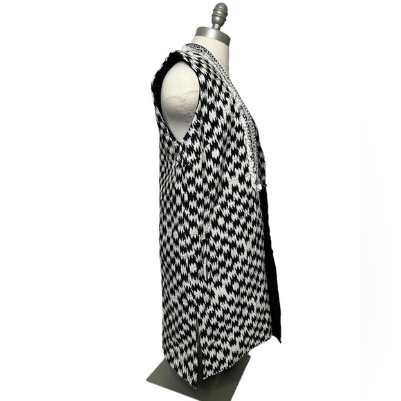 ATMOSPHERE Black White Oversized Tribal Open Thick Vest Blazer Coat Size 6 - Picture 3 of 11